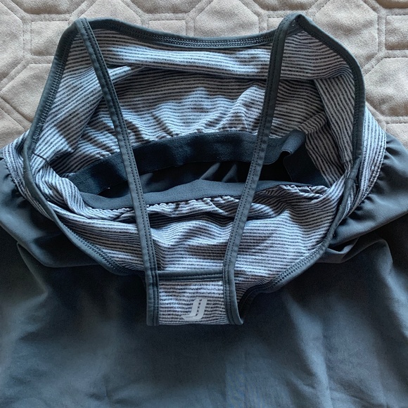 Joe Fresh Athletic Tank Top - Picture 4 of 4